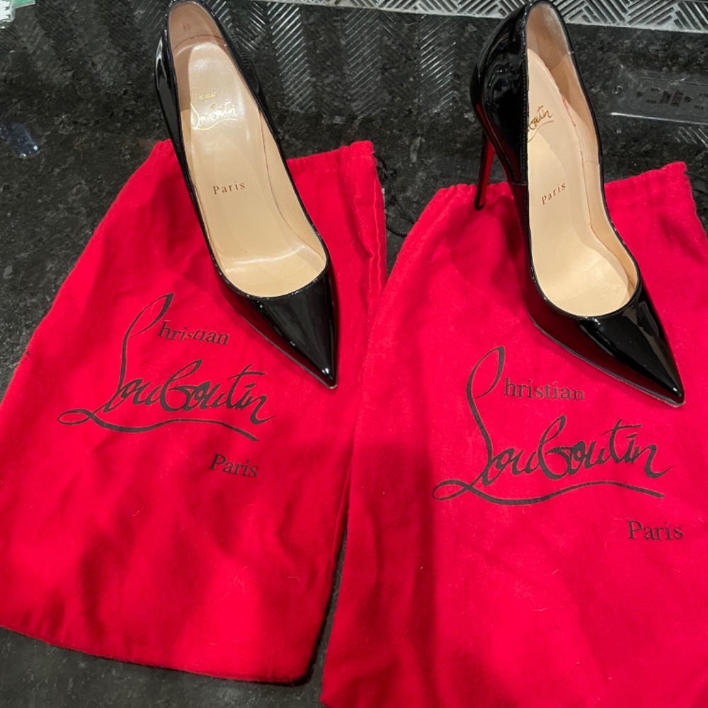 Christian Louboution So Kate Heels - Picture 2 of 9